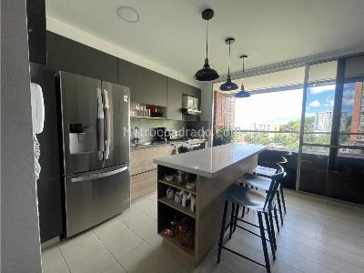 Apartamento de 3 alcobas en venta en Asdesilla, Sabaneta, 83 m² · foto 4 de 20