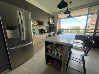 Apartamento de 3 alcobas en venta en Asdesilla, Sabaneta, 83 m² · foto 5 de 20