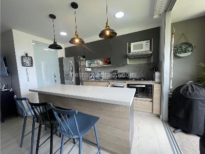 Apartamento de 3 alcobas en venta en Asdesilla, Sabaneta, 83 m² · foto 7 de 20