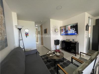 Apartamento de 3 alcobas en venta en Asdesilla, Sabaneta, 83 m² · foto 11 de 20