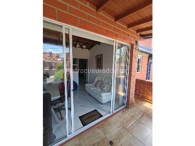 Casa de 3 alcobas en venta en La Mota, Medellín, 118 m² · foto 2 de 19