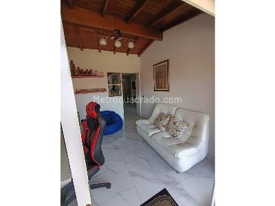 Casa de 3 alcobas en venta en La Mota, Medellín, 118 m² · foto 14 de 19