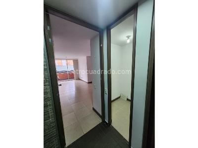 Apartamento de 3 alcobas en arriendo en Suramerica, Itagüí, 72 m² · foto 3 de 12