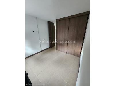 Apartamento de 3 alcobas en arriendo en Suramerica, Itagüí, 72 m² · foto 10 de 12