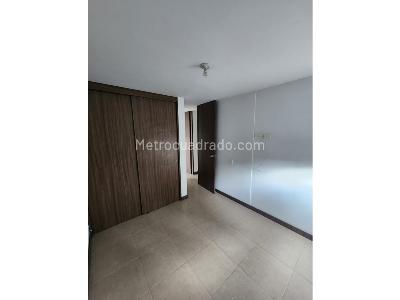 Apartamento de 3 alcobas en arriendo en Suramerica, Itagüí, 72 m² · foto 12 de 12