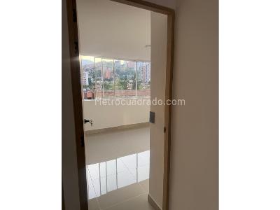 Apartamento en venta en Calasanz, Medellín · foto 5 de 8