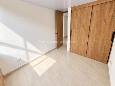 Apartamento en venta en Loma Del Indio, Medellín · foto 12 de 13