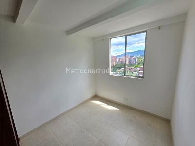 Apartamento en venta en Viviendas Del Sur, Itagüí · foto 13 de 14