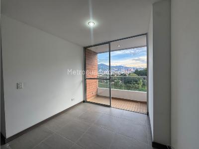 Apartamento en venta en Viviendas Del Sur, Itagüí · foto 6 de 17
