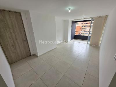 Apartamento de 3 alcobas en venta en Las Lomitas, Sabaneta, 85 m² · foto 4 de 18