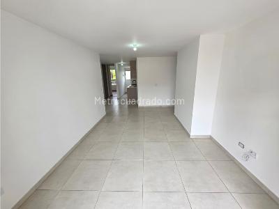 Apartamento de 3 alcobas en venta en Las Lomitas, Sabaneta, 85 m² · foto 7 de 18