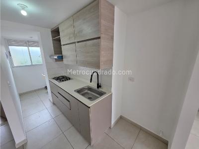 Apartamento de 3 alcobas en venta en Las Lomitas, Sabaneta, 85 m² · foto 9 de 18