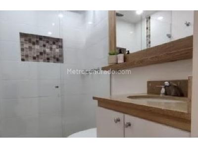 Apartamento de 2 alcobas en venta en Loma De San Jose, Sabaneta, 89 m² · foto 4 de 5