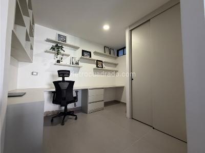 Apartamento de 3 alcobas en venta en Los Balsos Poblado, Medellín, 96 m² · foto 10 de 20