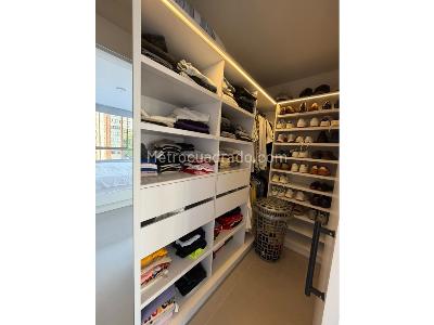 Apartamento de 3 alcobas en venta en Los Balsos Poblado, Medellín, 96 m² · foto 16 de 20