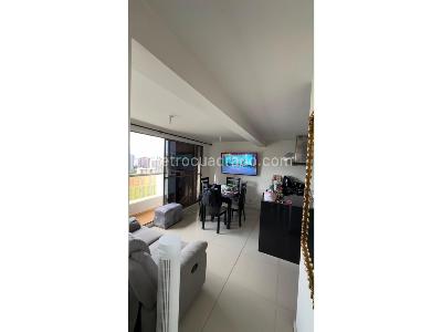 Apartamento en venta en Loma De Los Bernal, Medellín · foto 6 de 20