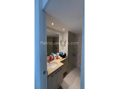 Apartamento en venta en Loma De Los Bernal, Medellín · foto 20 de 20