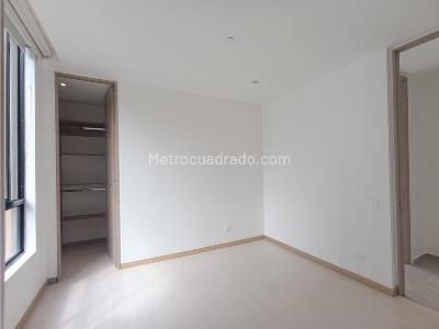 Apartamento de 2 alcobas en venta en El Poblado, Medellín, 94 m² · foto 13 de 20
