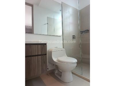 Apartamento de 2 alcobas en venta en El Poblado, Medellín, 94 m² · foto 14 de 20