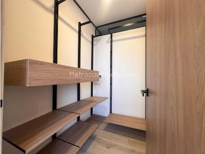 Apartaestudio en venta en El Poblado, Medellín, 43 m² · foto 8 de 18