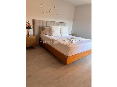 Apartamento en venta en Loma De Los Bernal, Medellín · foto 12 de 20