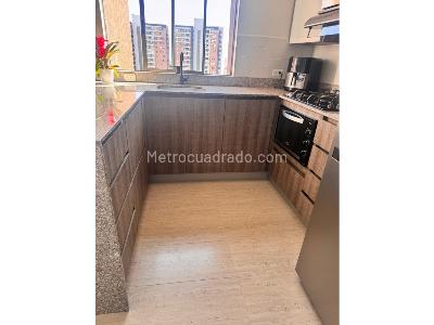Apartamento en venta en Loma De Los Bernal, Medellín · foto 6 de 20