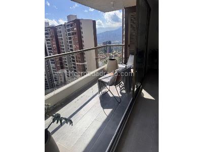 Apartamento en venta en Loma De Los Bernal, Medellín · foto 7 de 20