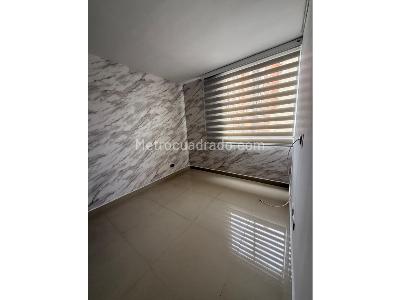 Apartamento en venta en Loma De Los Bernal, Medellín · foto 12 de 20