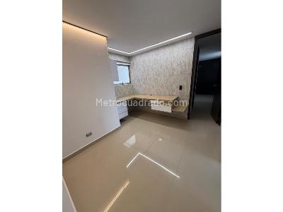 Apartamento en venta en Loma De Los Bernal, Medellín · foto 16 de 20
