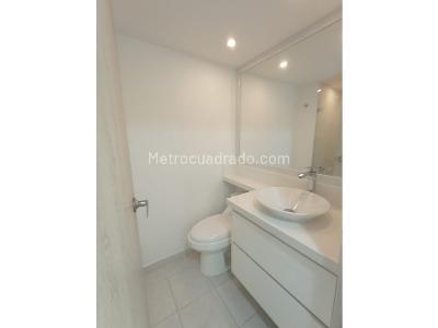 Apartamento de 3 alcobas en venta en Loma De Los Bernal, Medellín, 98 m² · foto 16 de 20