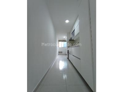 Apartamento de 3 alcobas en venta en Loma De Los Bernal, Medellín, 98 m² · foto 18 de 20
