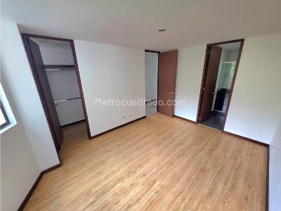 Apartamento en venta en El Poblado, Medellín · foto 7 de 11