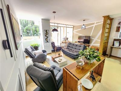 Apartamento de 4 alcobas en venta en El Poblado, Medellín, 130 m² · foto 7 de 20