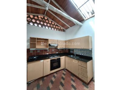 Casa de 3 alcobas en venta en Santa Elena, Medellín, 182 m² · foto 16 de 20