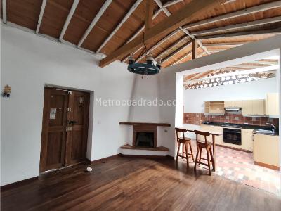 Casa de 3 alcobas en venta en Santa Elena, Medellín, 182 m² · foto 17 de 20