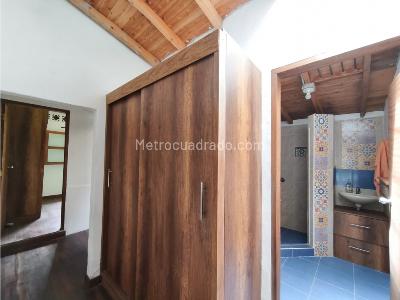 Casa de 3 alcobas en venta en Santa Elena, Medellín, 182 m² · foto 18 de 20