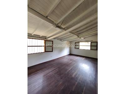Casa de 3 alcobas en venta en Santa Elena, Medellín, 182 m² · foto 20 de 20