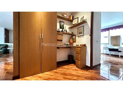Apartamento de 3 alcobas en venta en Loma De Los Parra, Medellín, 135 m² · foto 11 de 20