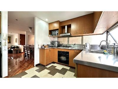 Apartamento de 3 alcobas en venta en Loma De Los Parra, Medellín, 135 m² · foto 2 de 20