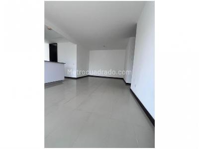 Apartamento en venta en Loma Del Barro, Envigado · foto 2 de 13