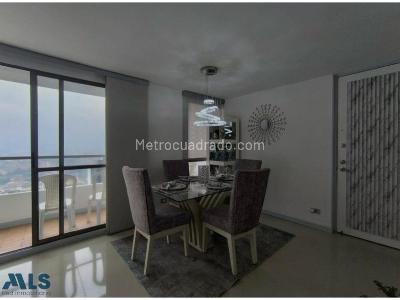 Apartamento en venta en Loma Del Barro, Envigado · foto 19 de 20