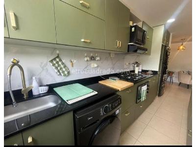 Apartamento de 3 alcobas en venta en La Doctora, Sabaneta, 74 m² · foto 2 de 16