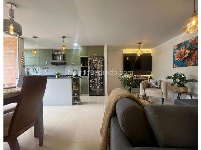 Apartamento de 3 alcobas en venta en La Doctora, Sabaneta, 74 m² · foto 5 de 16