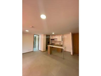 Apartamento de 2 alcobas en venta en Loma De San Jose, Sabaneta, 72 m² · foto 9 de 10
