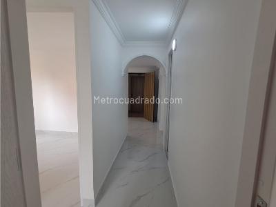 Apartamento en venta en Centro, Medellín · foto 3 de 20