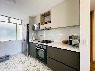 Apartamento de 2 alcobas en venta en La Abadia, Envigado, 83 m² · foto 3 de 15