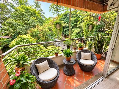 Apartamento de 3 alcobas en venta en San Lucas, Medellín, 161 m² · foto 9 de 13
