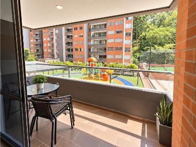 Apartamento de 3 alcobas en venta en Las Villas, Itagüí, 95 m² · foto 6 de 14