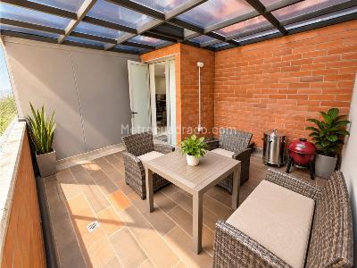 Apartamento de 3 alcobas en venta en Las Villas, Itagüí, 95 m² · foto 7 de 14