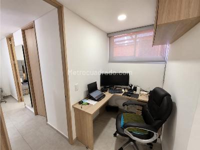 Apartamento de 3 alcobas en venta en Las Villas, Itagüí, 95 m² · foto 8 de 14